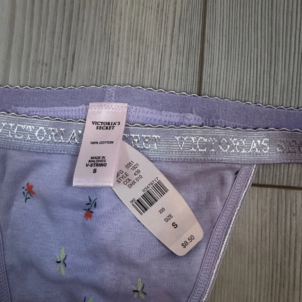 Vintage Victorias Secret V-String Thong Lavender Floral‎ Cotton Panty 1821 S NWT